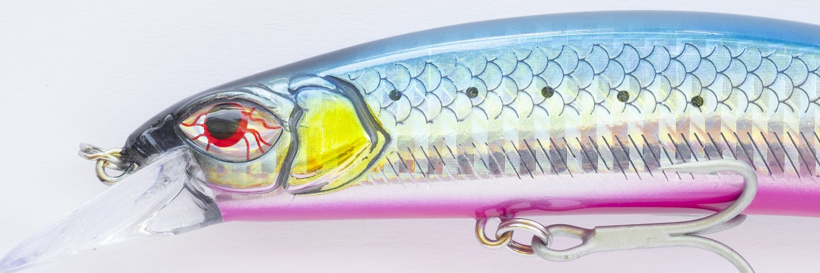 Señuelo minnow flotante Cinnetic Bay Bandit 135F con pala para aguas bravas